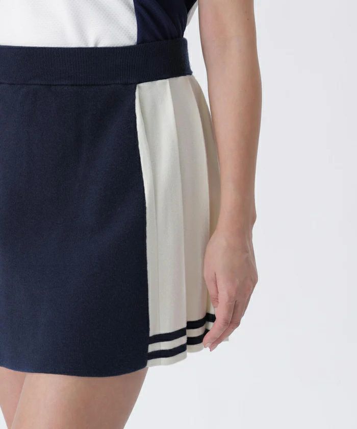 ピンのスカート