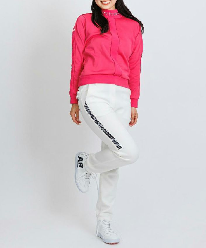 アルチビオのハイネックシャツ