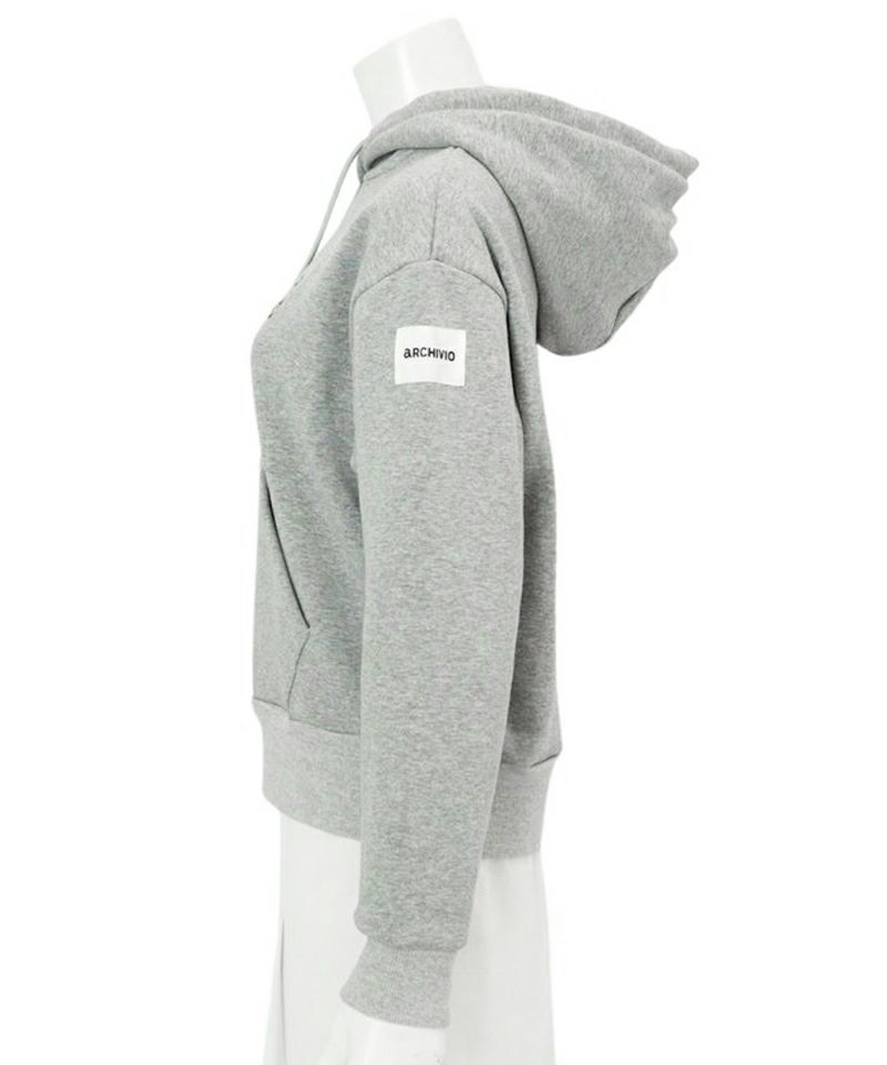 アルチビオのパーカー