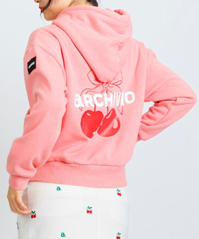 アルチビオのパーカー