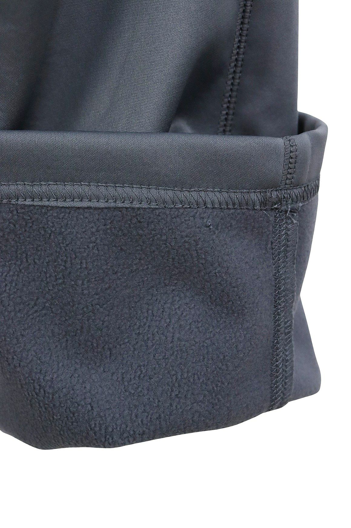 ピンのロングパンツ