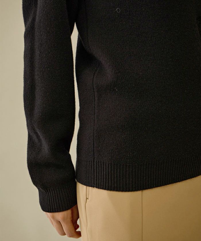 ジュンアンドロペノワールのセーター