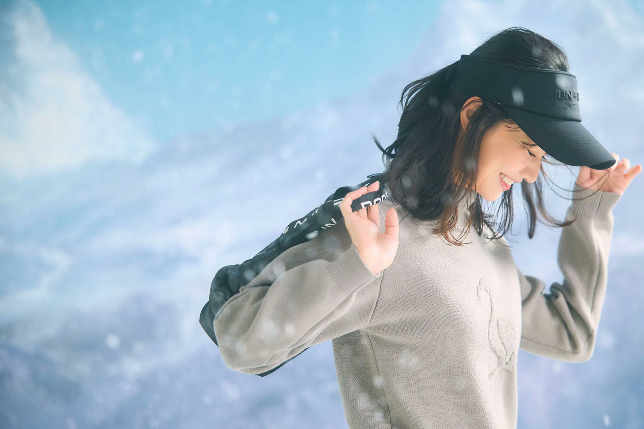 ジュンアンドロペノワールのセーター