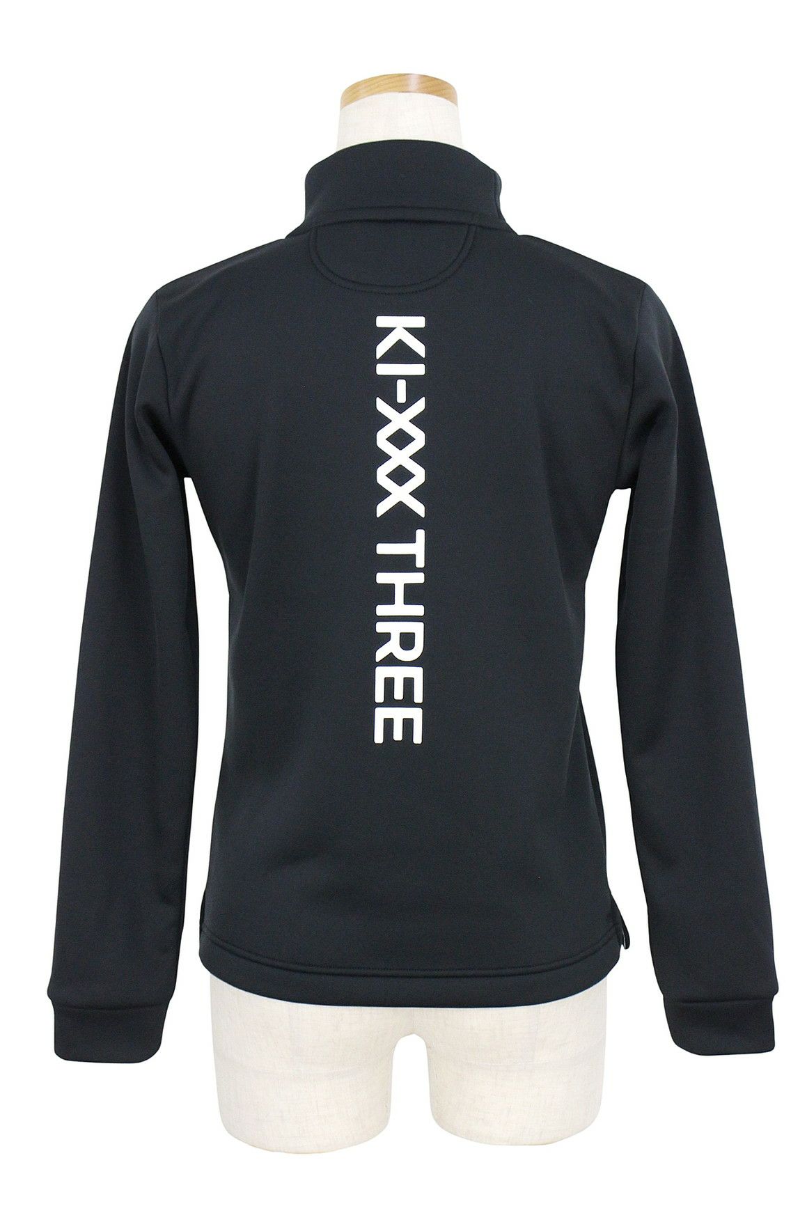 キックスリーのハイネックシャツ