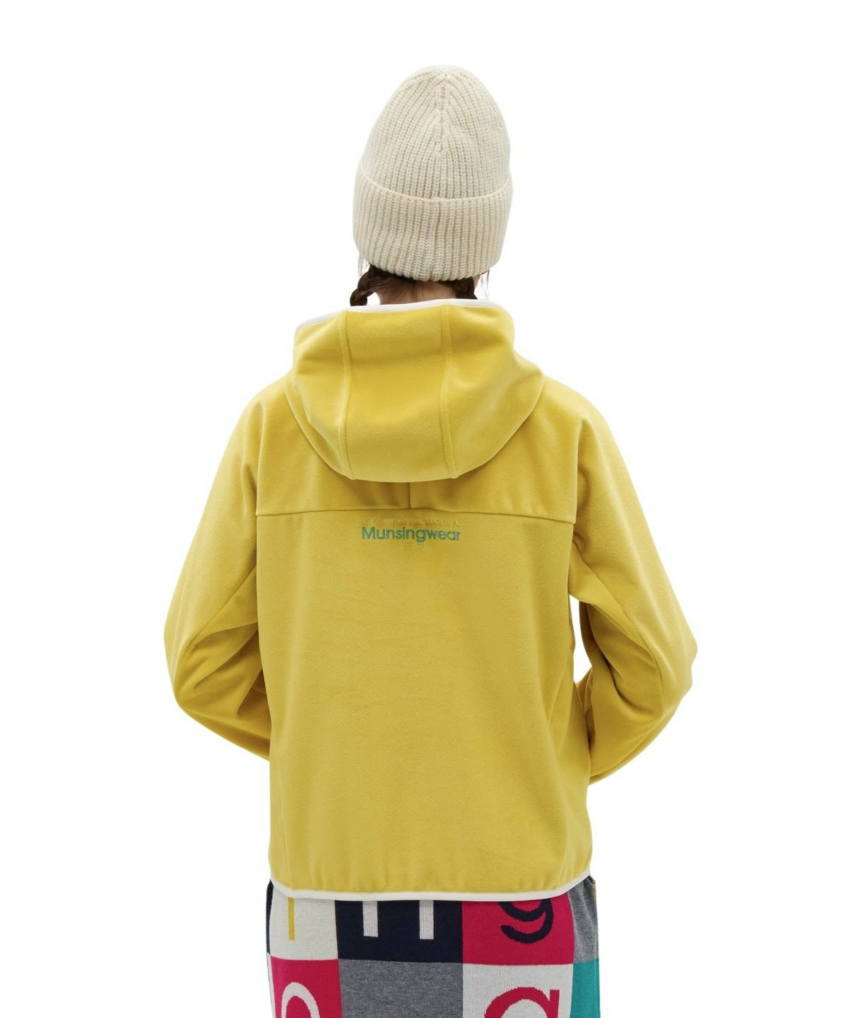 マンシングウェアのパーカー