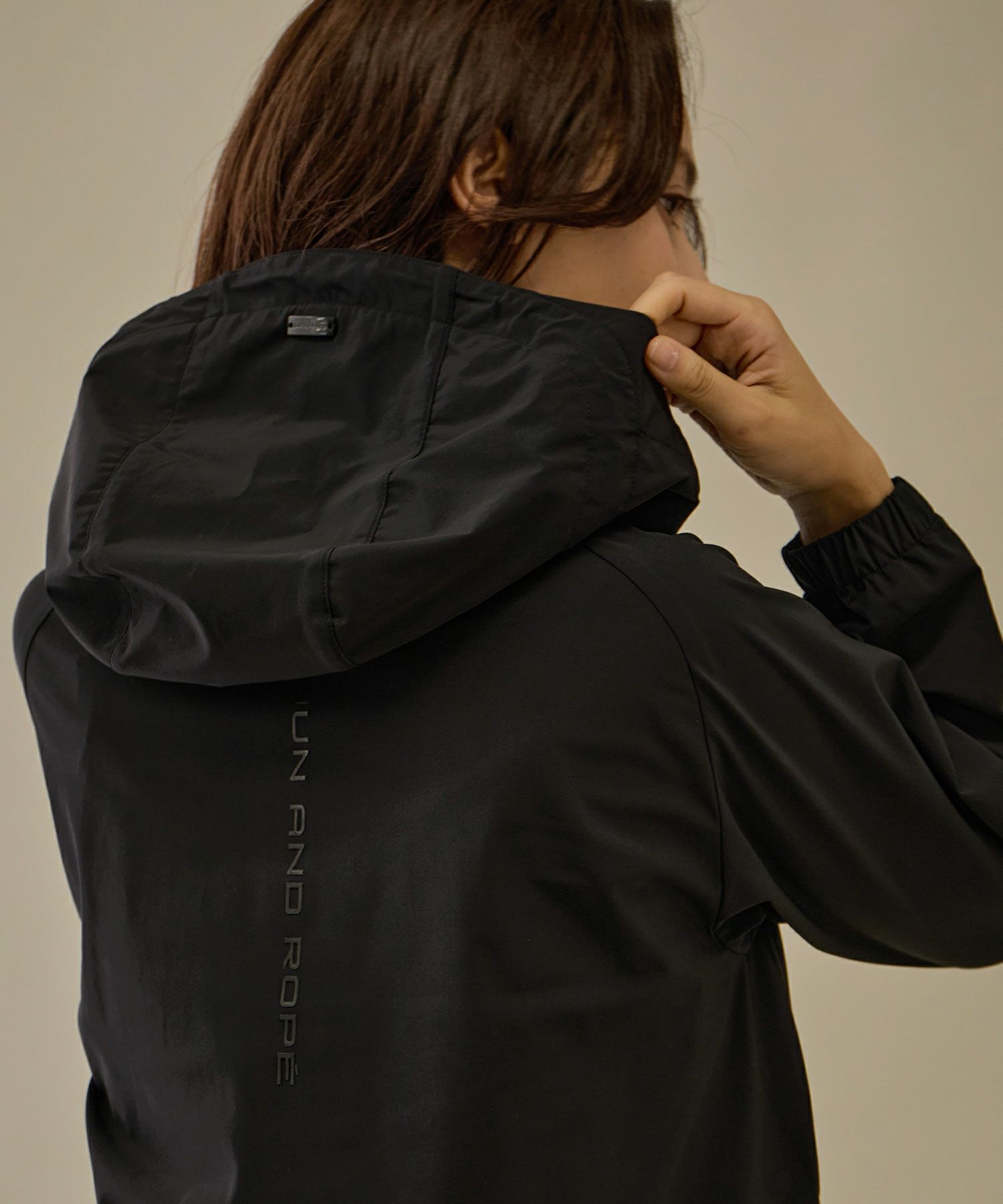 ジュンアンドロペノワールのブルゾン