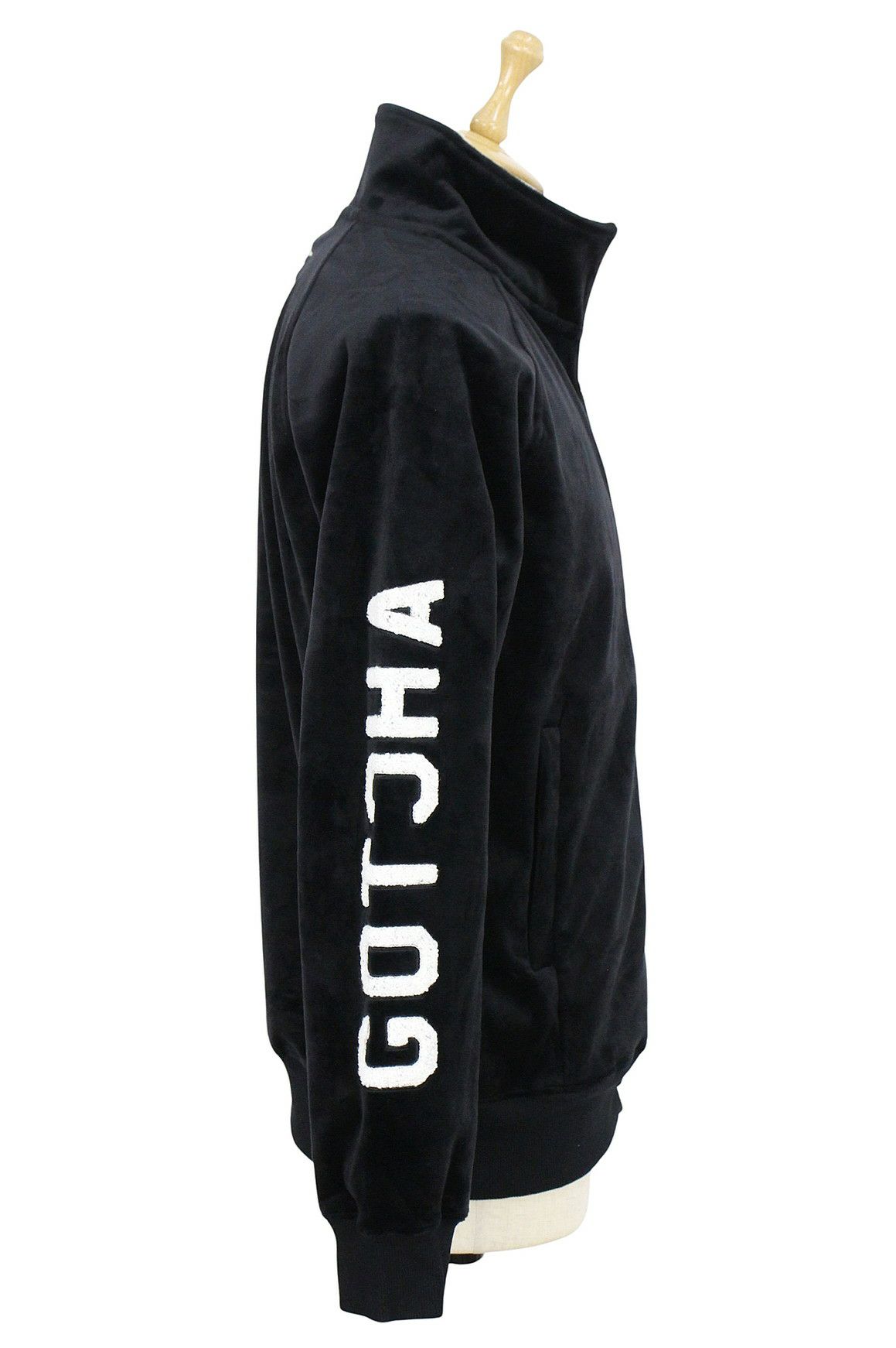 ガッチャゴルフのブルゾン