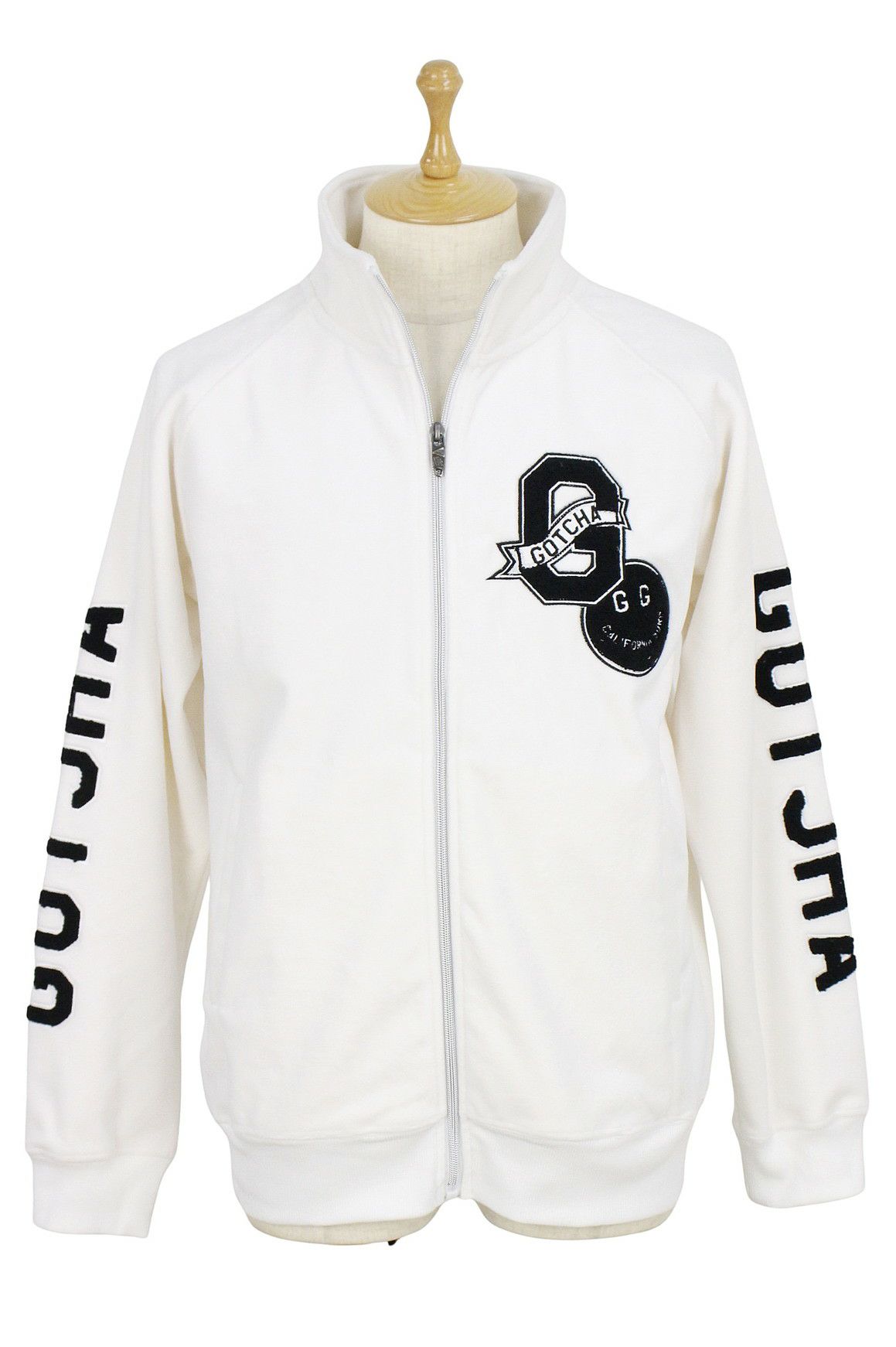 ガッチャゴルフのブルゾン