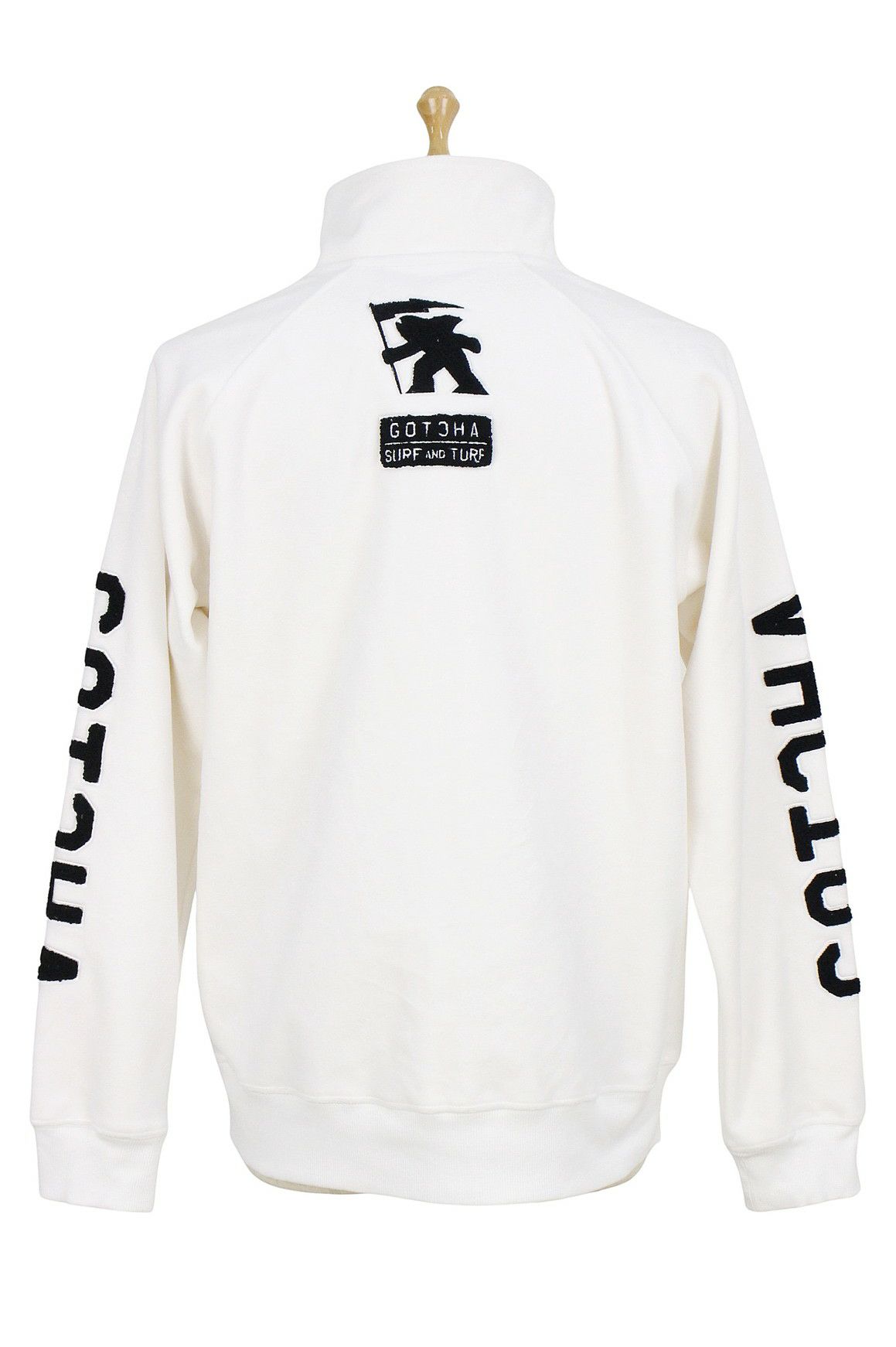 ガッチャゴルフのブルゾン