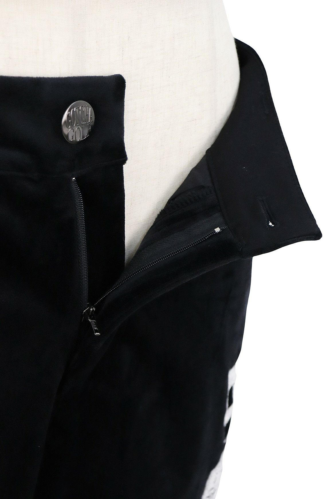 ガッチャゴルフのパンツ