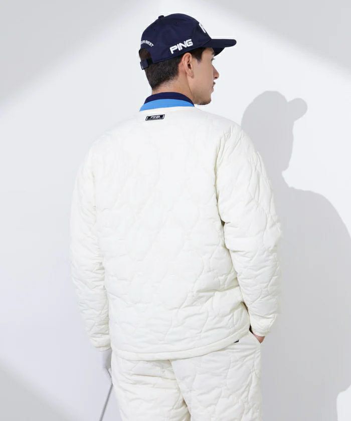 ピンのブルゾン