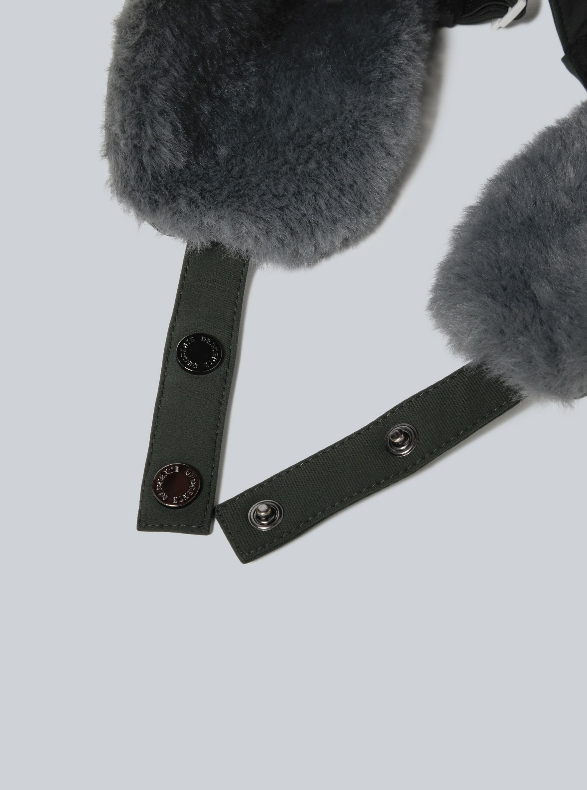 デサントゴルフのフライトキャップ