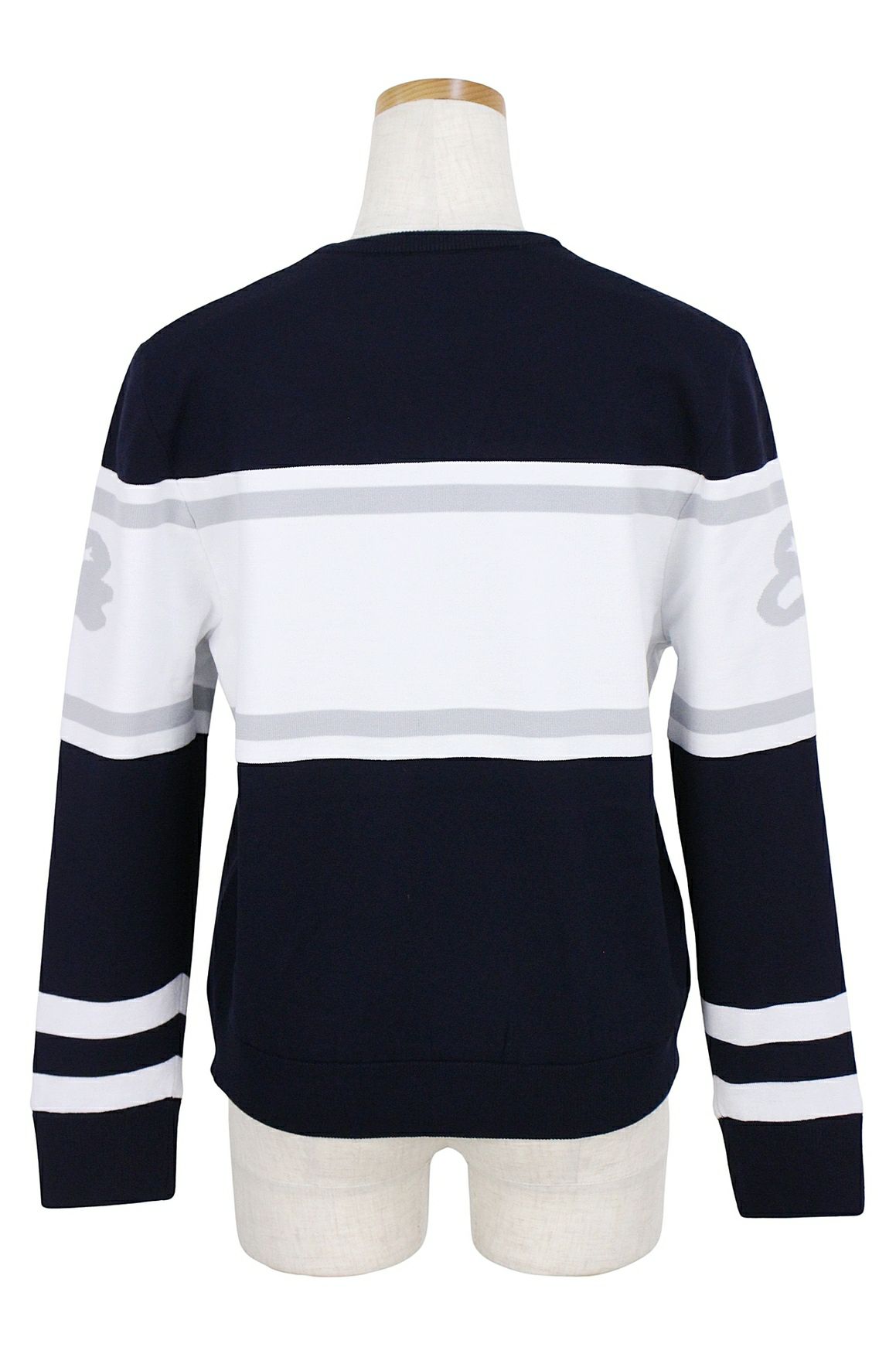 アンパスィのセーター