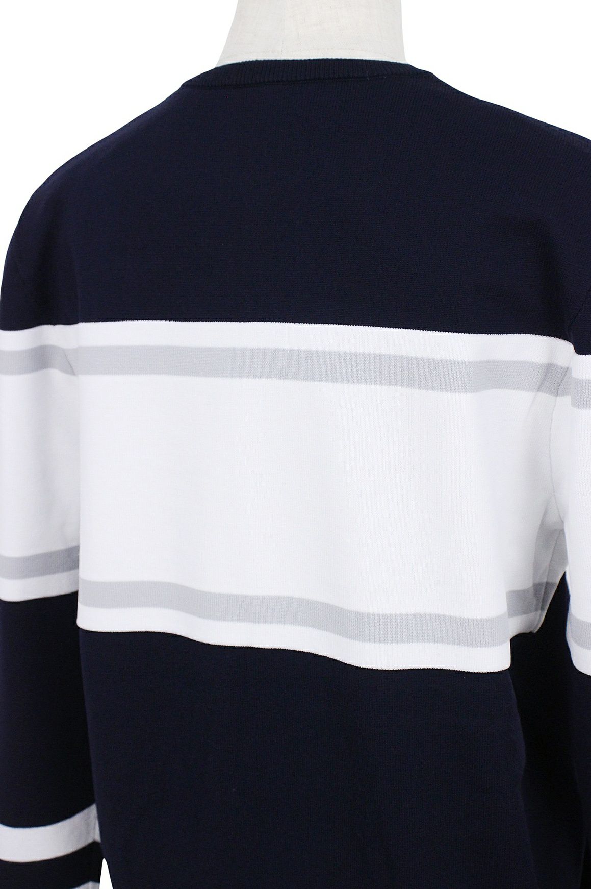 アンパスィのセーター