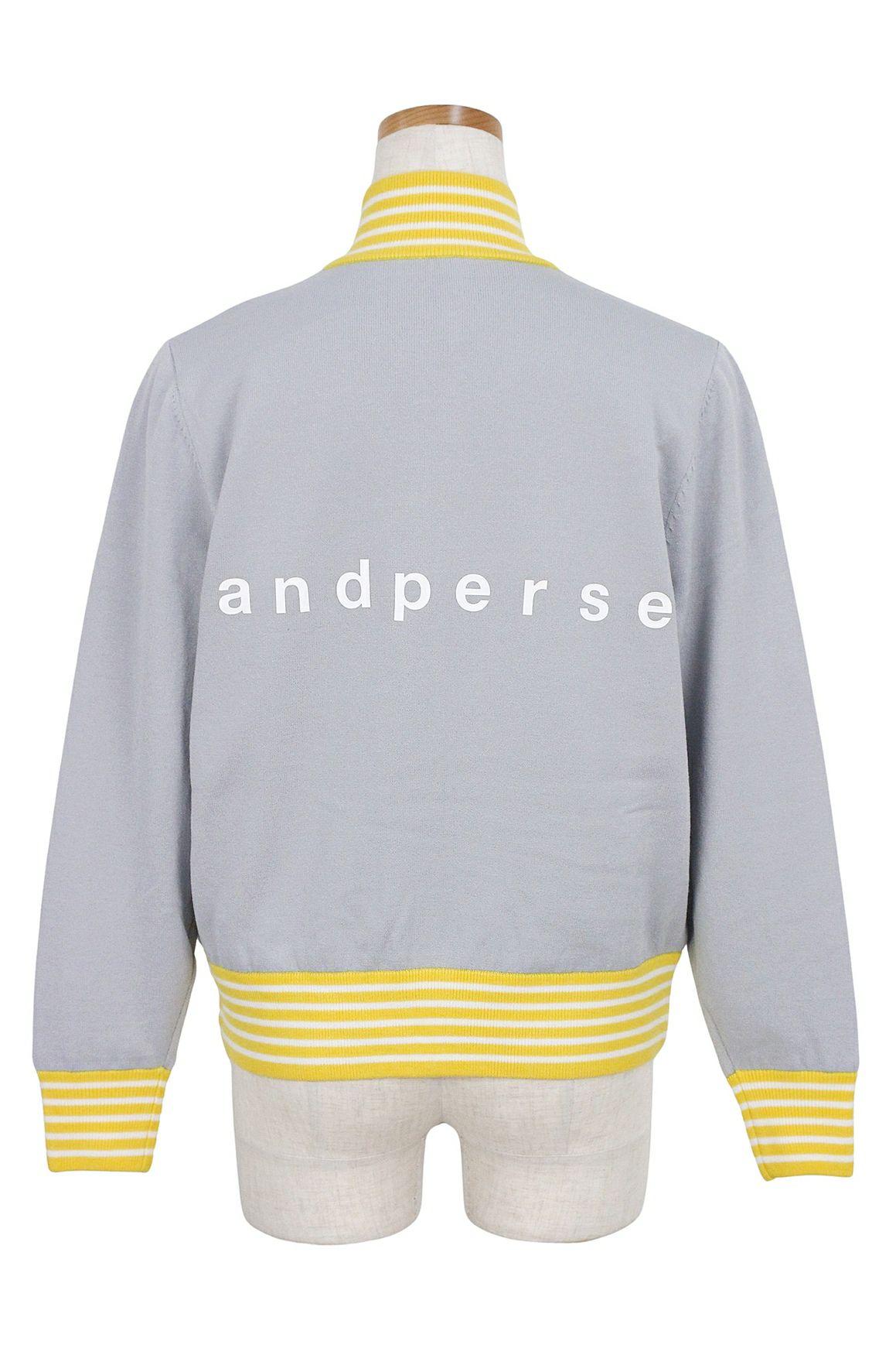 アンパスィのブルゾン