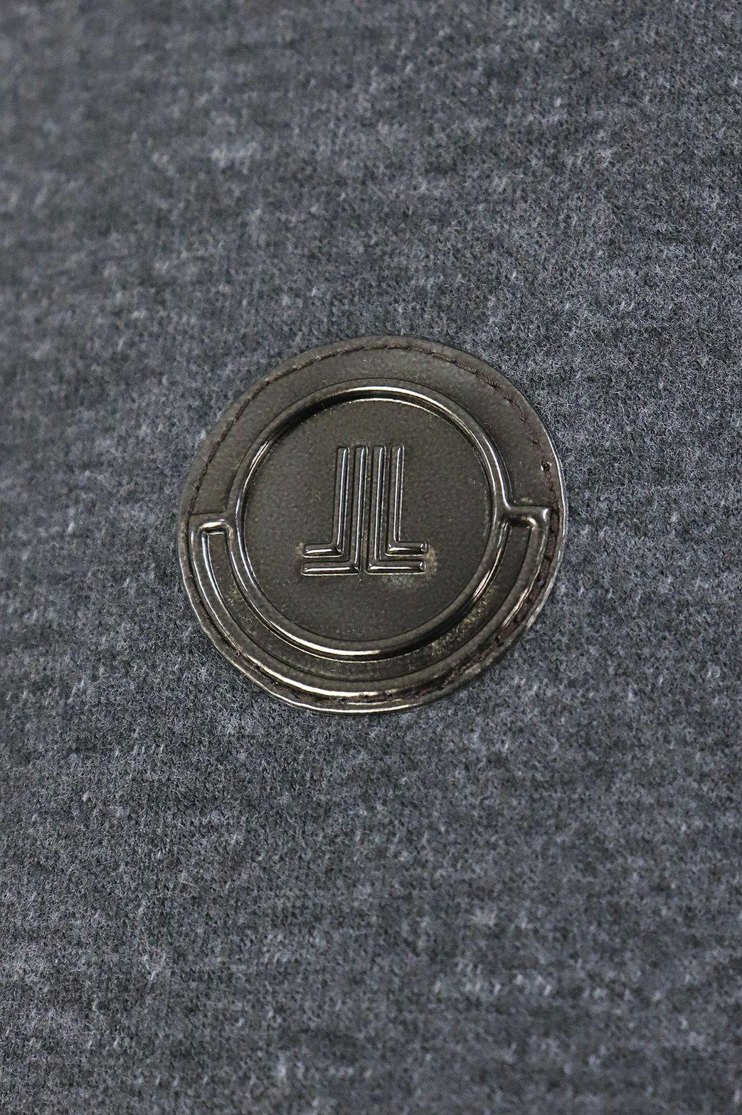 ランバンスポールのハイネックシャツ