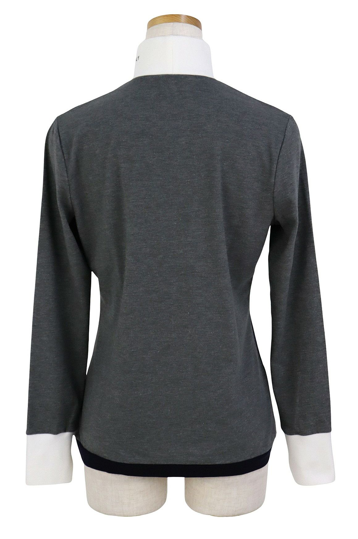 ランバンスポールのハイネックシャツ