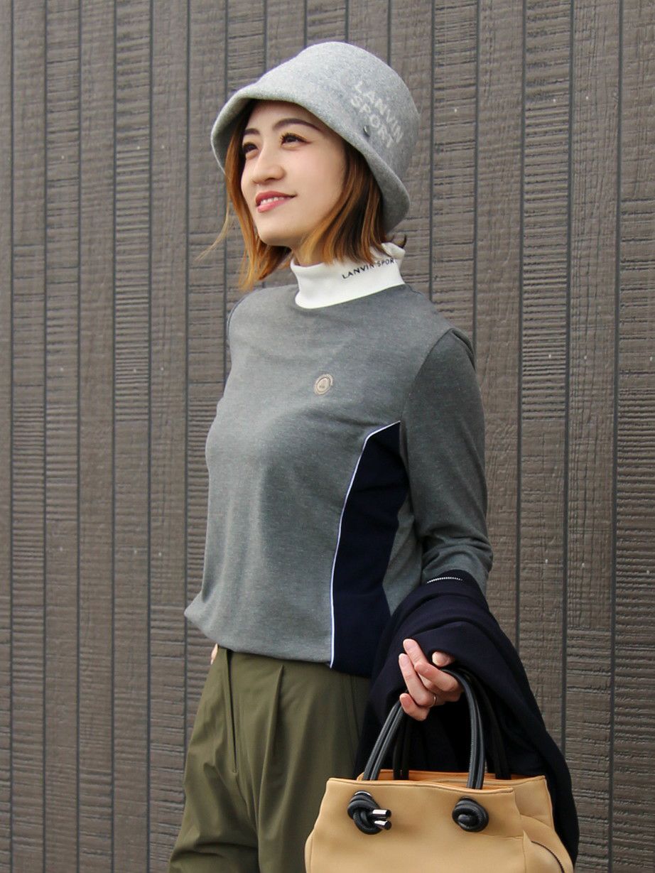 ランバンスポールのハイネックシャツ