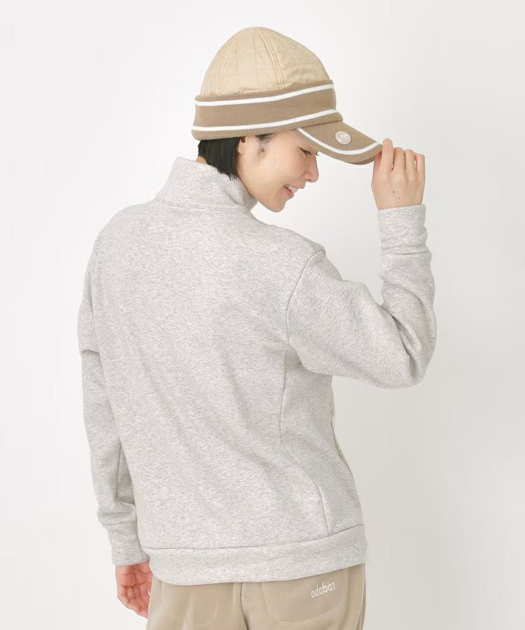 アダバットのトレーナー