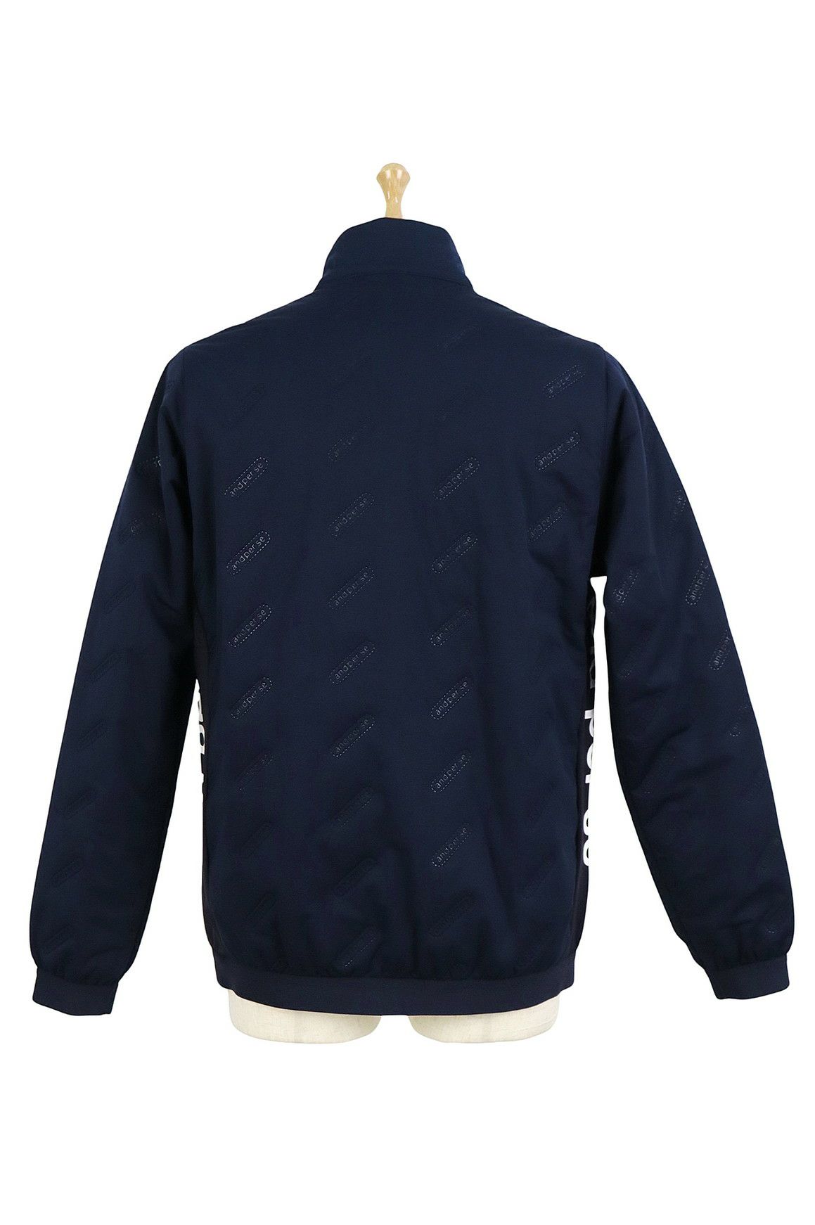 アンパスィのブルゾン