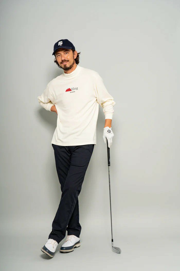 サルベージのハイネックシャツ