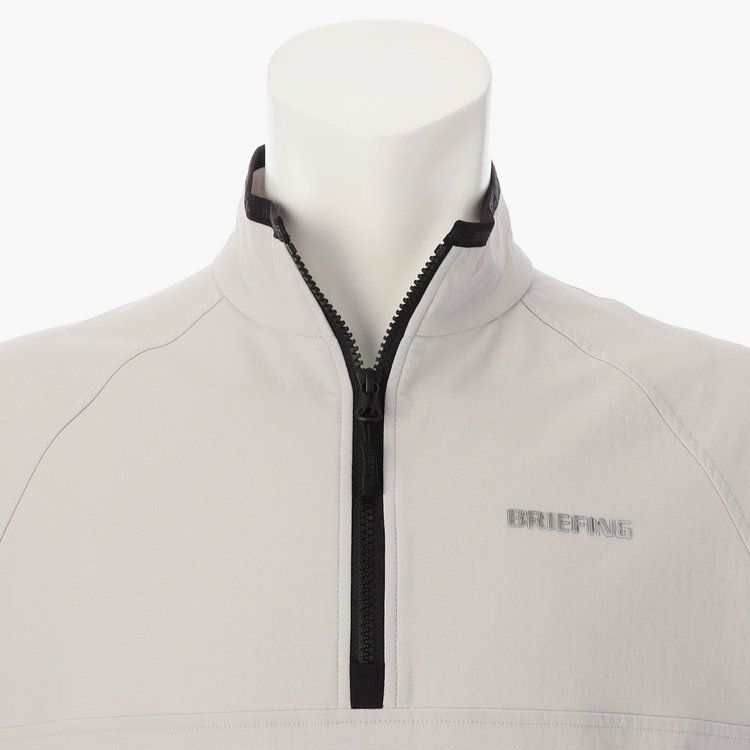 ブリーフィングのブルゾン