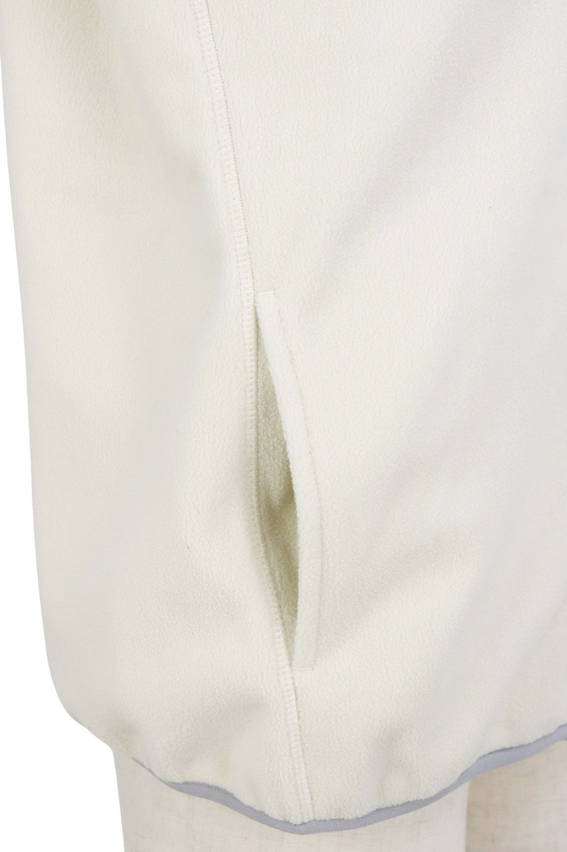 ゾーイのブルゾン