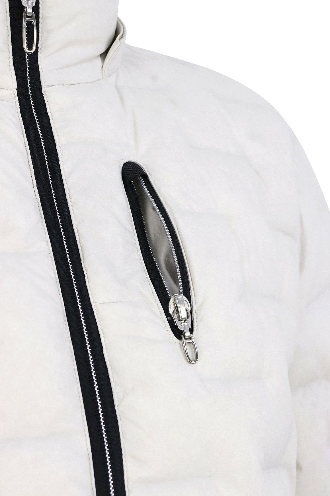 ランバンスポール日本正規品のブルゾン