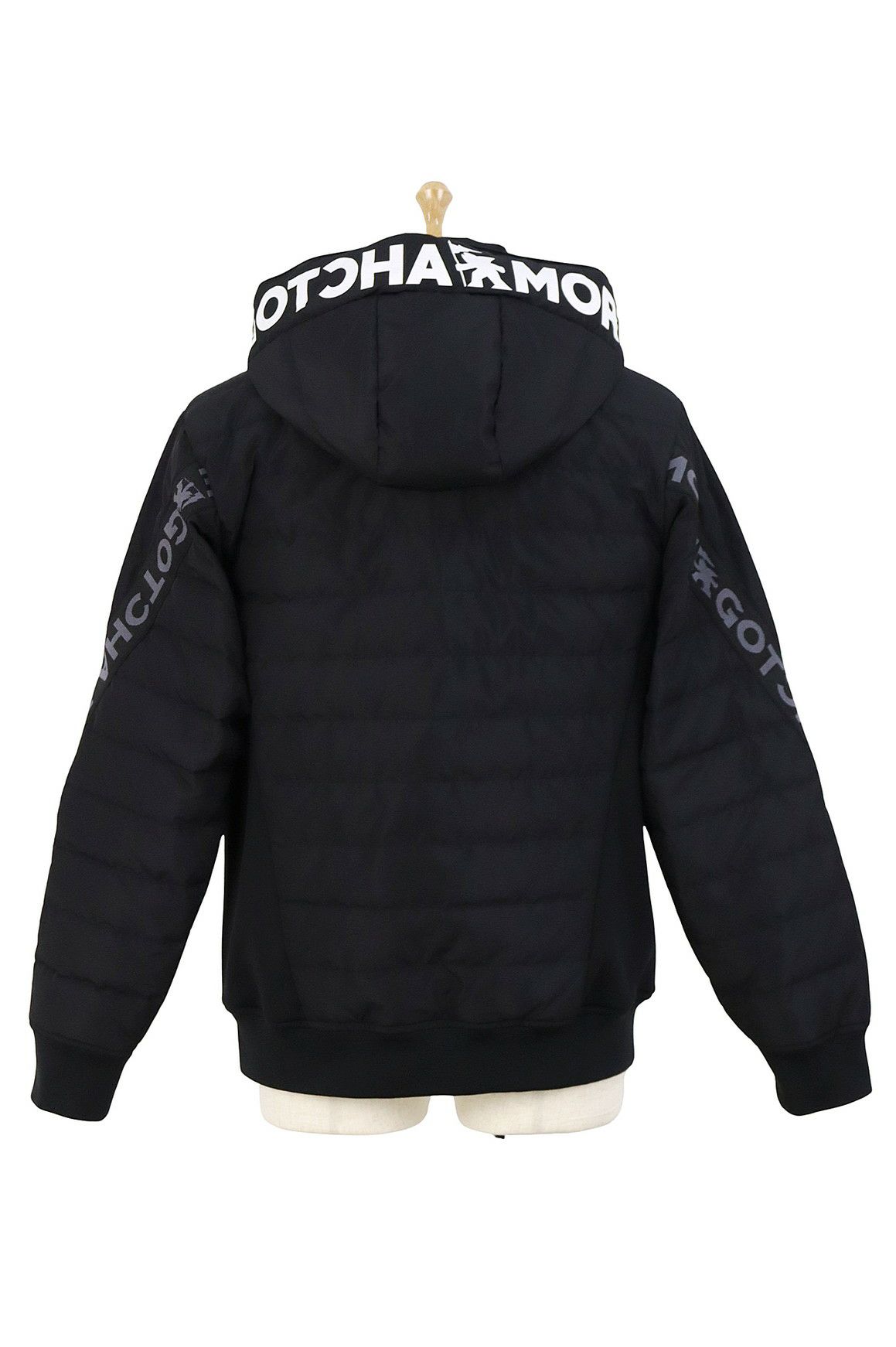 ガッチャゴルフのブルゾン