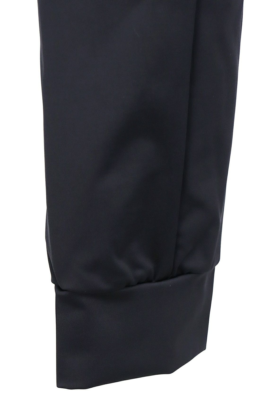 ケースリービーゼロのロングパンツ