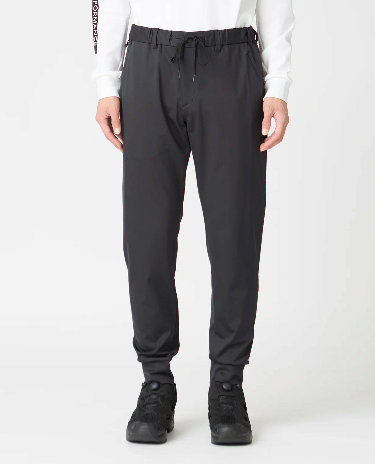 ケースリービーゼロのロングパンツ