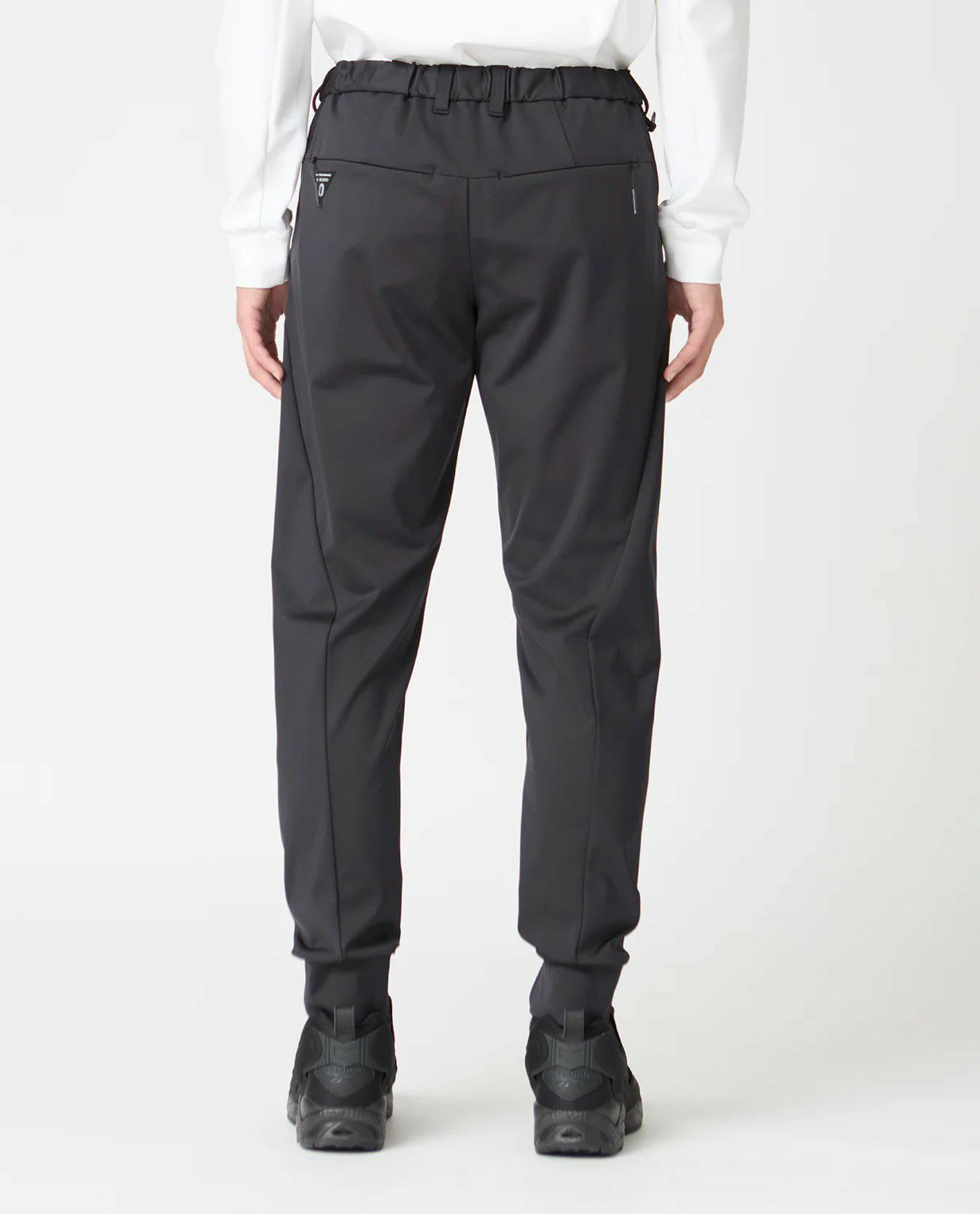 ケースリービーゼロのロングパンツ