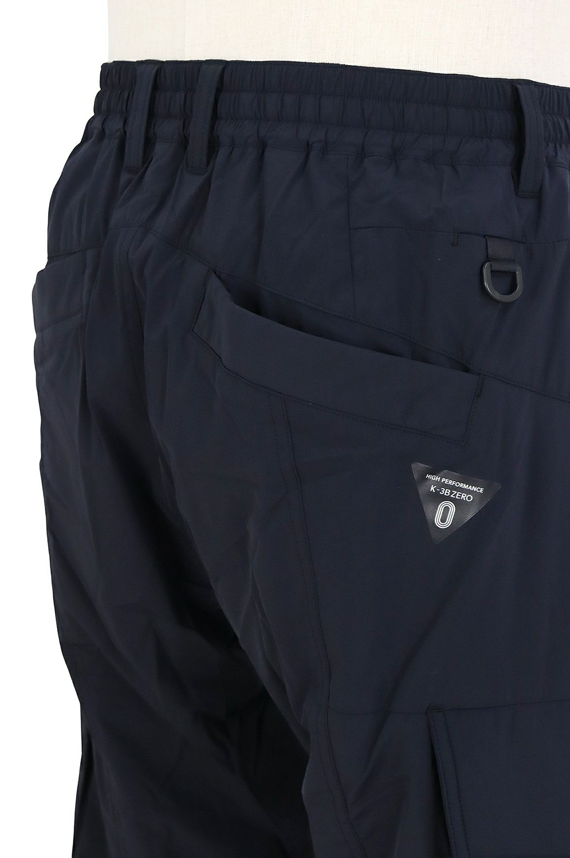 ケースリービーゼロのロングパンツ