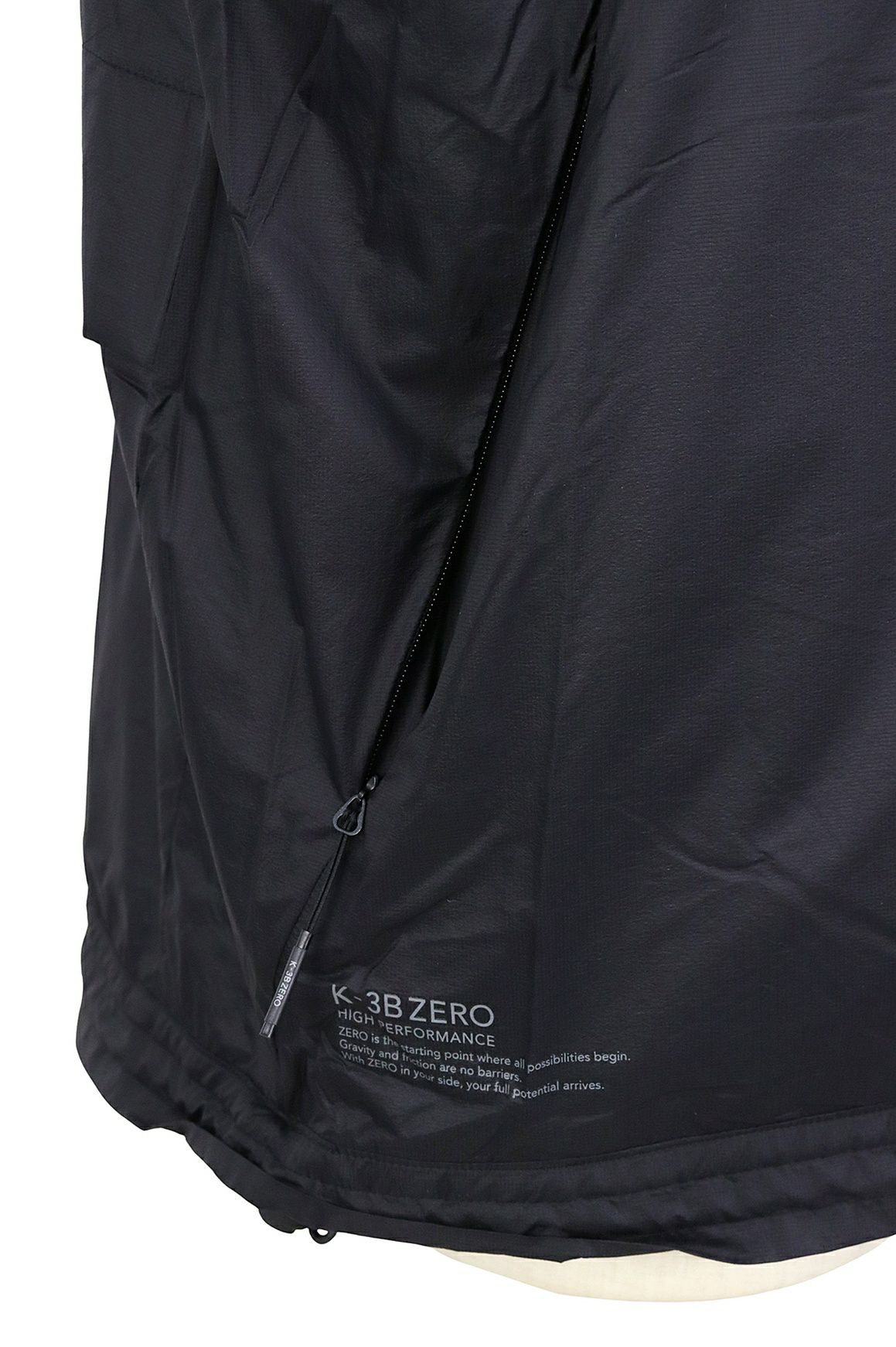 ケースリービーゼロのブルゾン