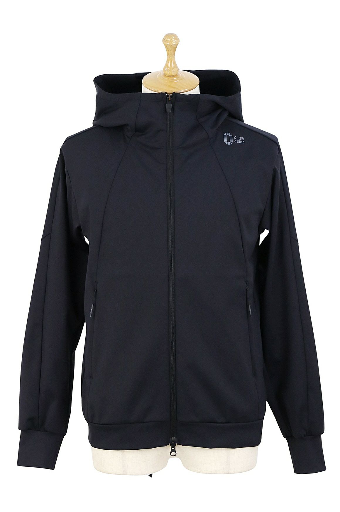 ケースリービーゼロのブルゾン