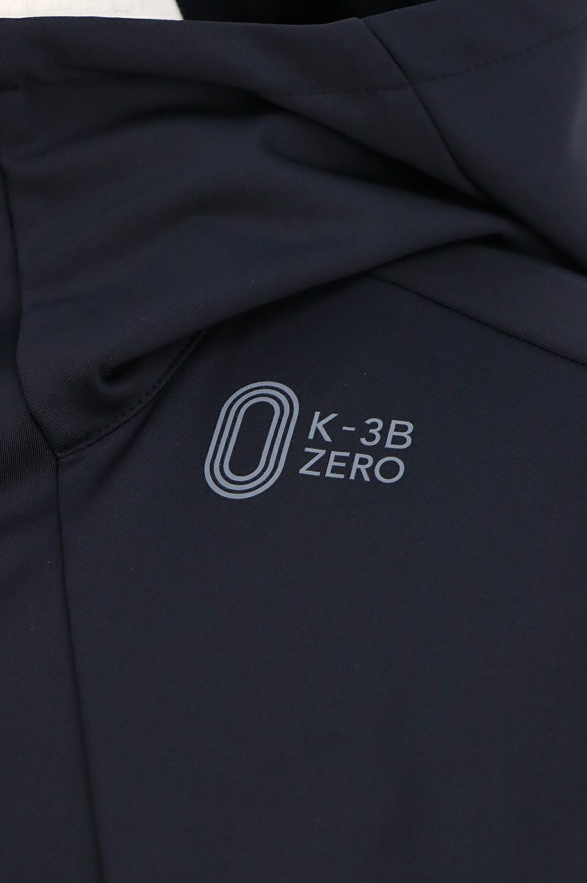 ケースリービーゼロのブルゾン