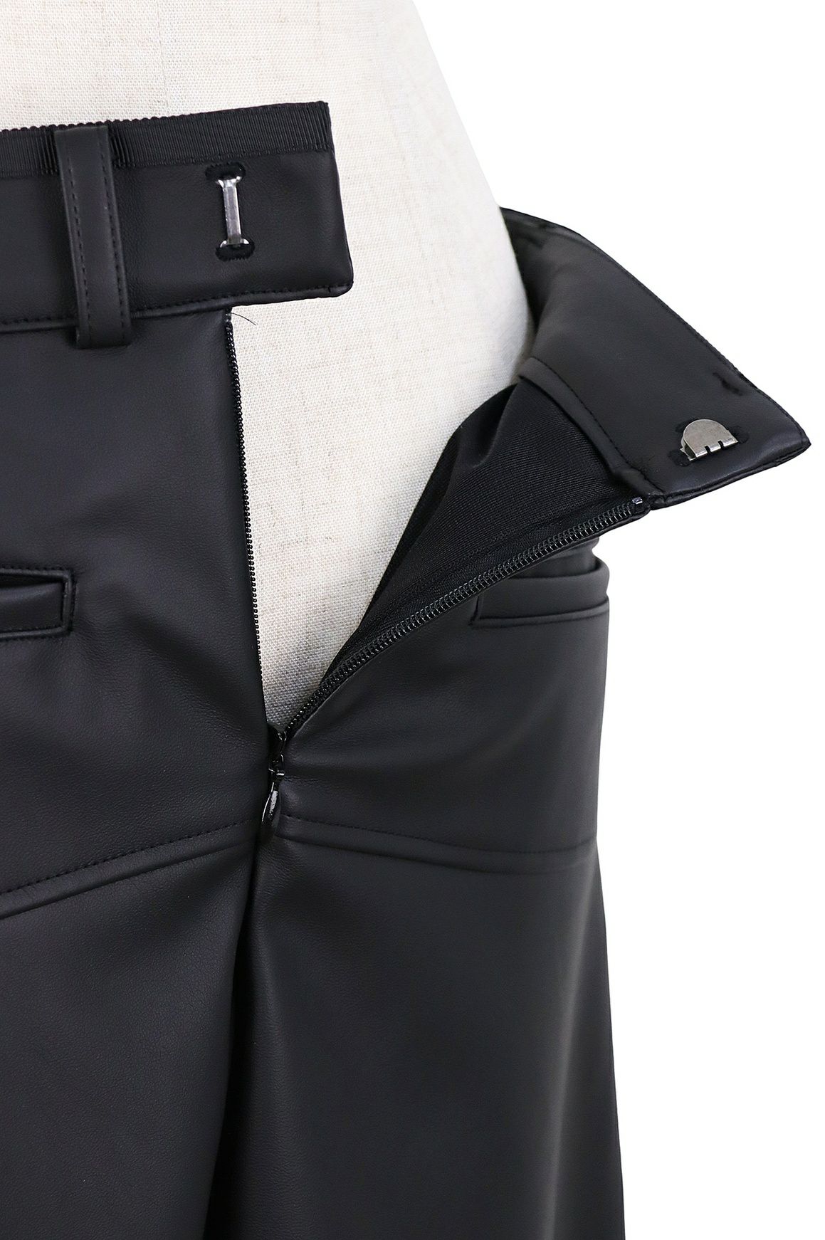 ランバンスポールのスカート