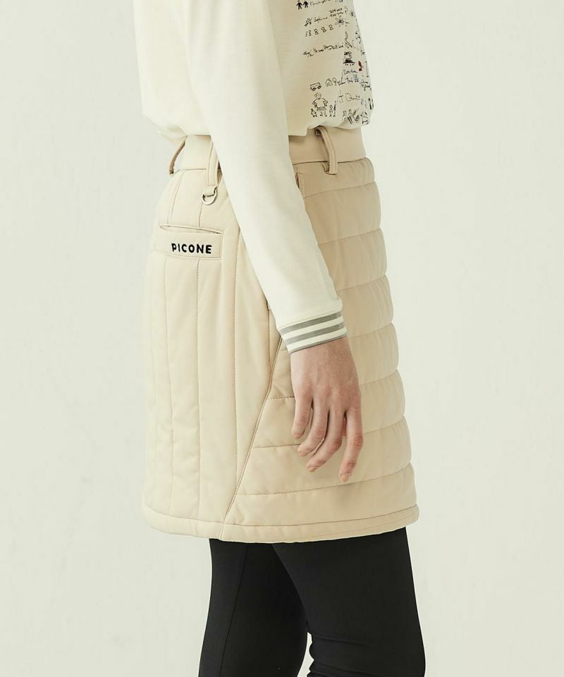 ピッコーネクラブのスカート