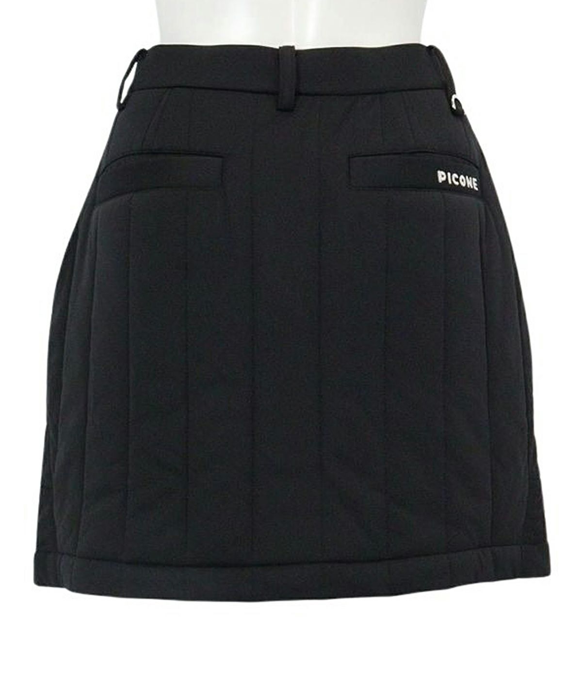 ピッコーネクラブのスカート