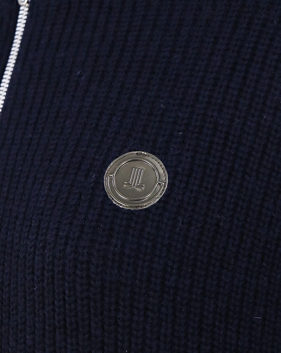 ランバンスポールのセーター