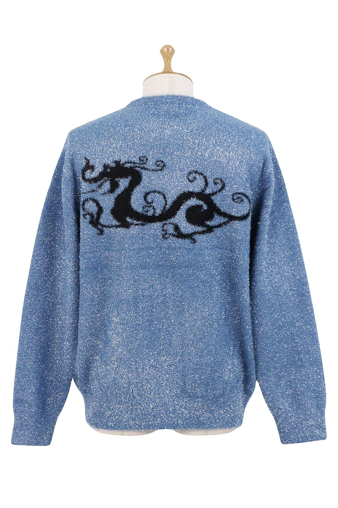 ダンスウィズドラゴンのセーター