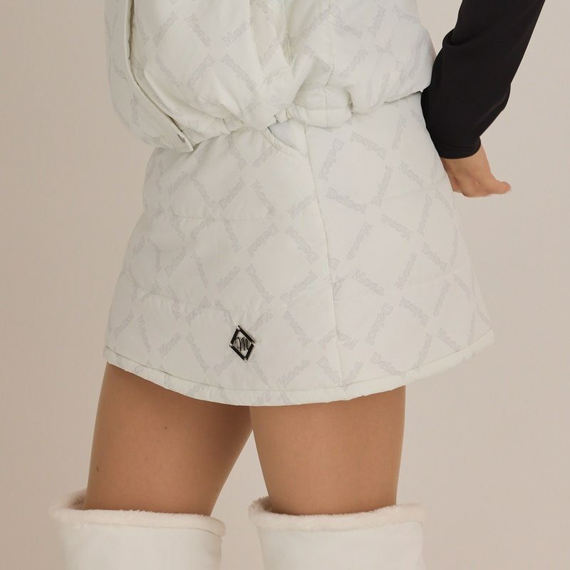 モナデルソルのスカート