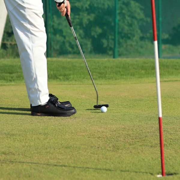 フープレイのシューズ