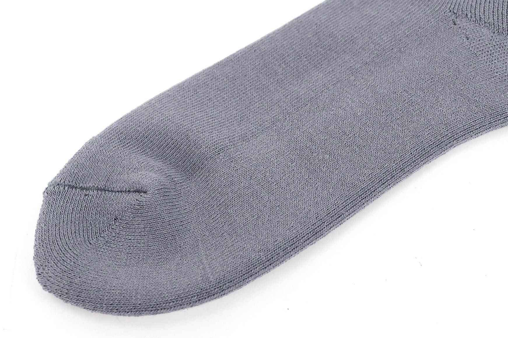 セシルマクビーグリーンのソックス