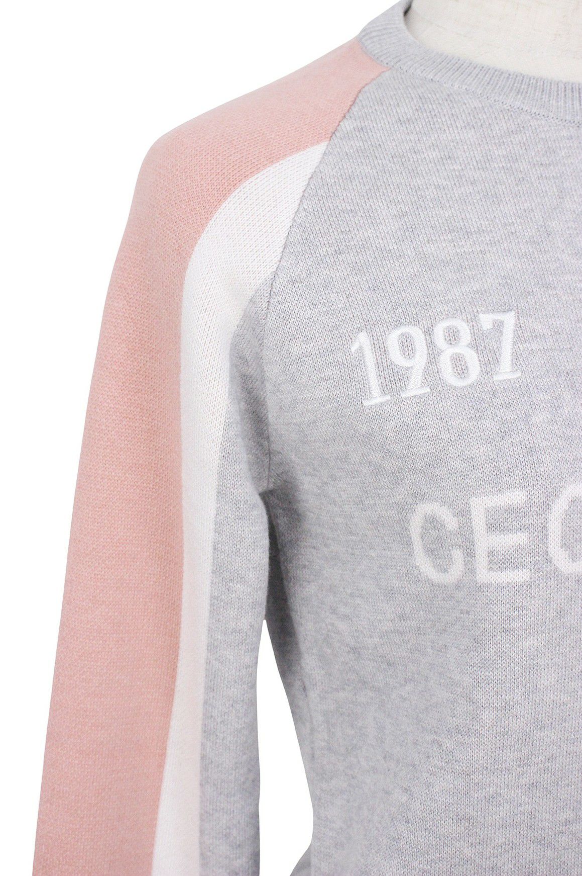 セシルマクビーのセーター