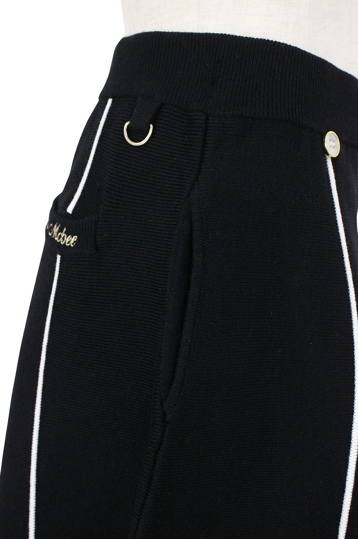 セシルマクビーのスカート