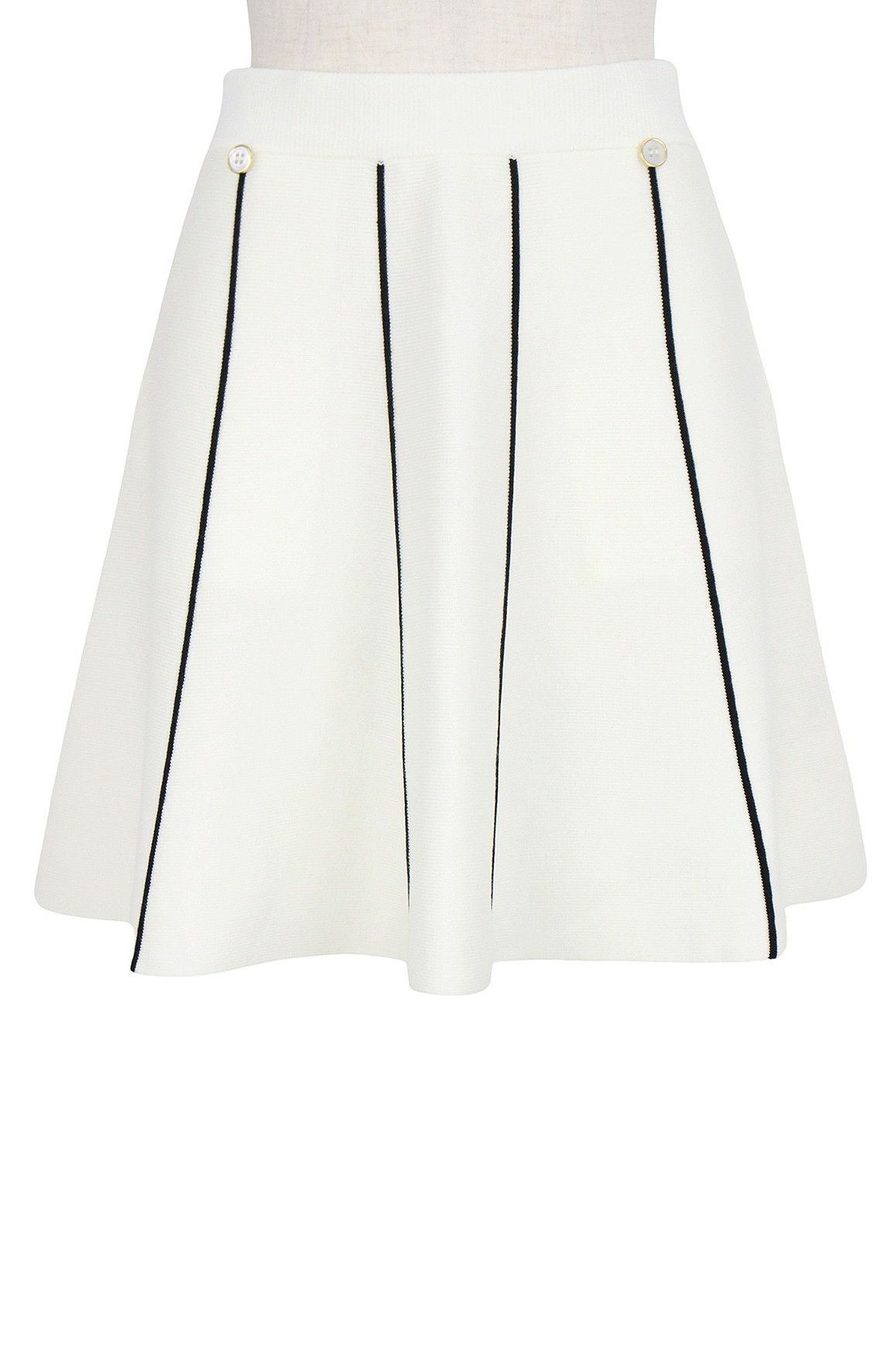 セシルマクビーのスカート