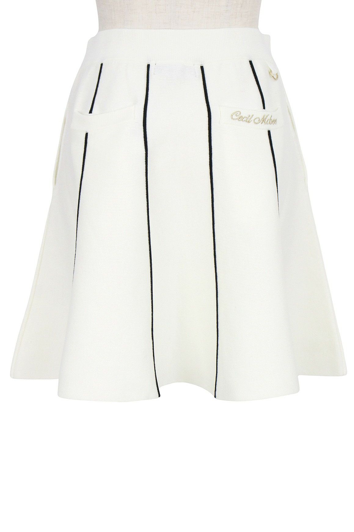 セシルマクビーのスカート