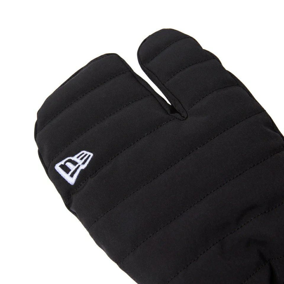 ニューエラ日本正規品のハンドウォーマー
