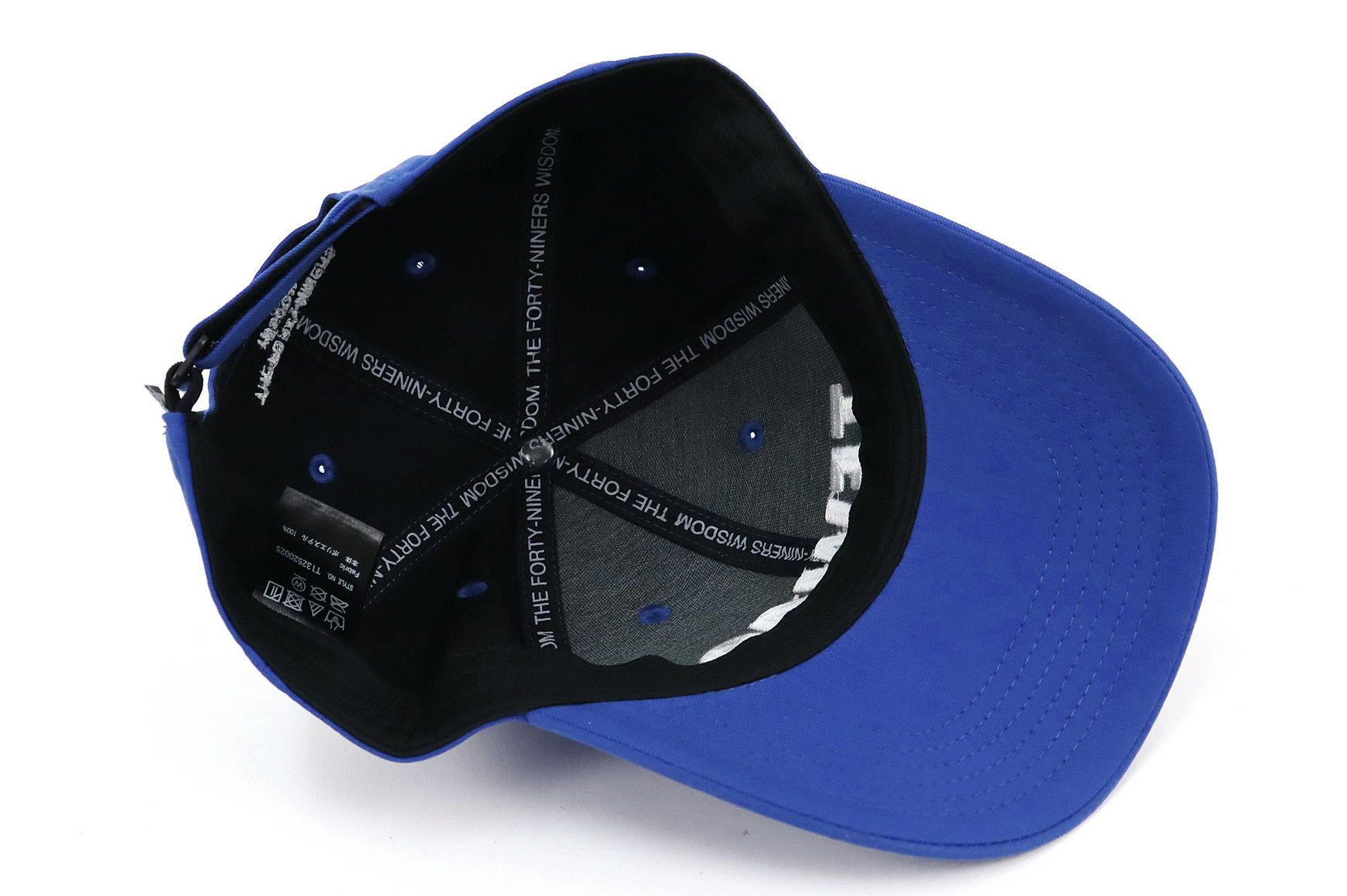 TFW４９のキャップ